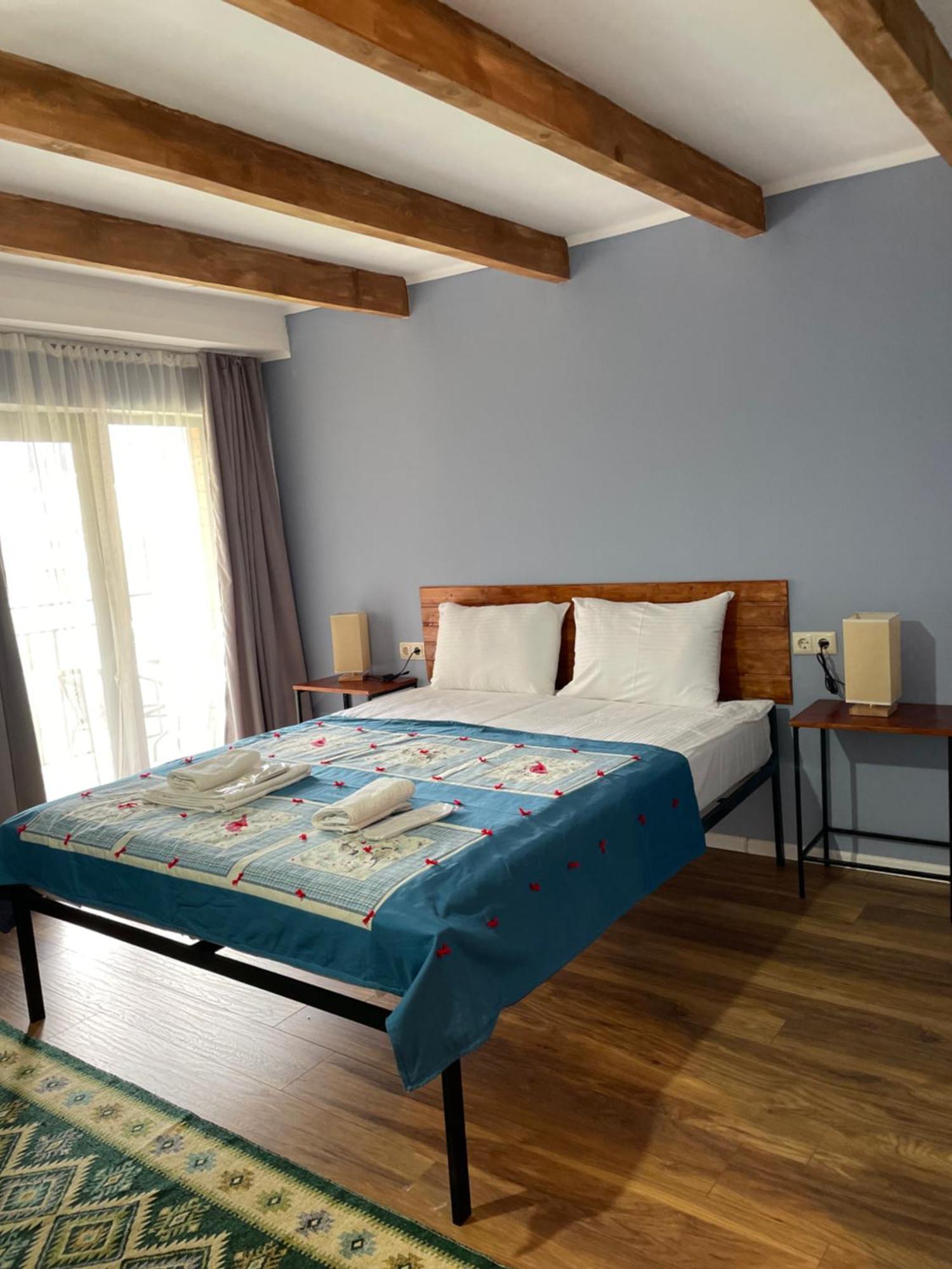 Hotel Ailama Mestia Extérieur photo