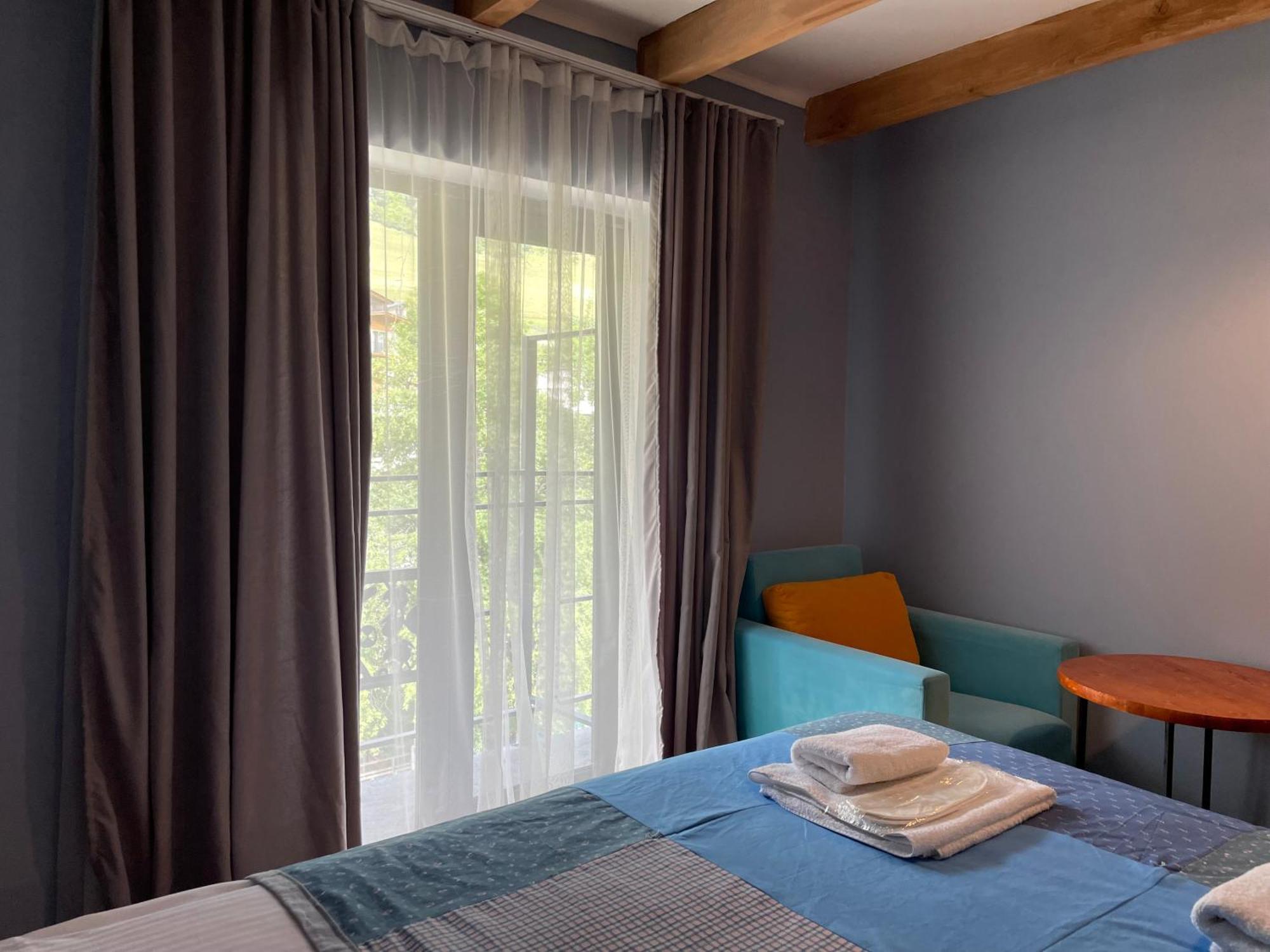 Hotel Ailama Mestia Extérieur photo